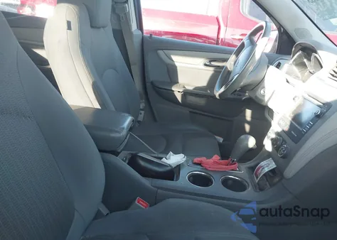 2017 Chevrolet Traverse Ls z USA, uszkodzony, nr VIN 1GNKRFKD3HJ328124